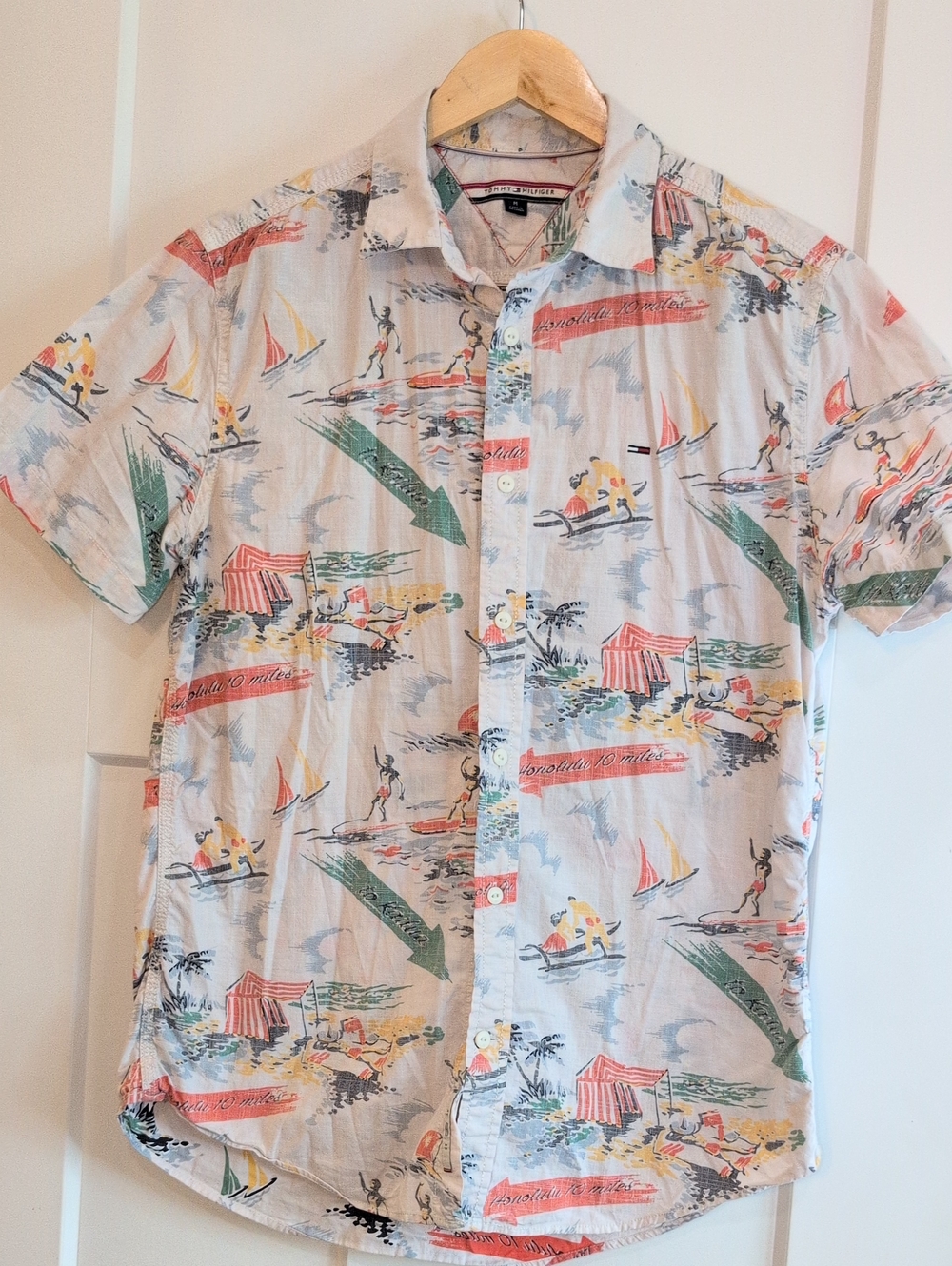 Tommy Hilfiger White Short-Sleeve Beach Print Button-Down Shirt
